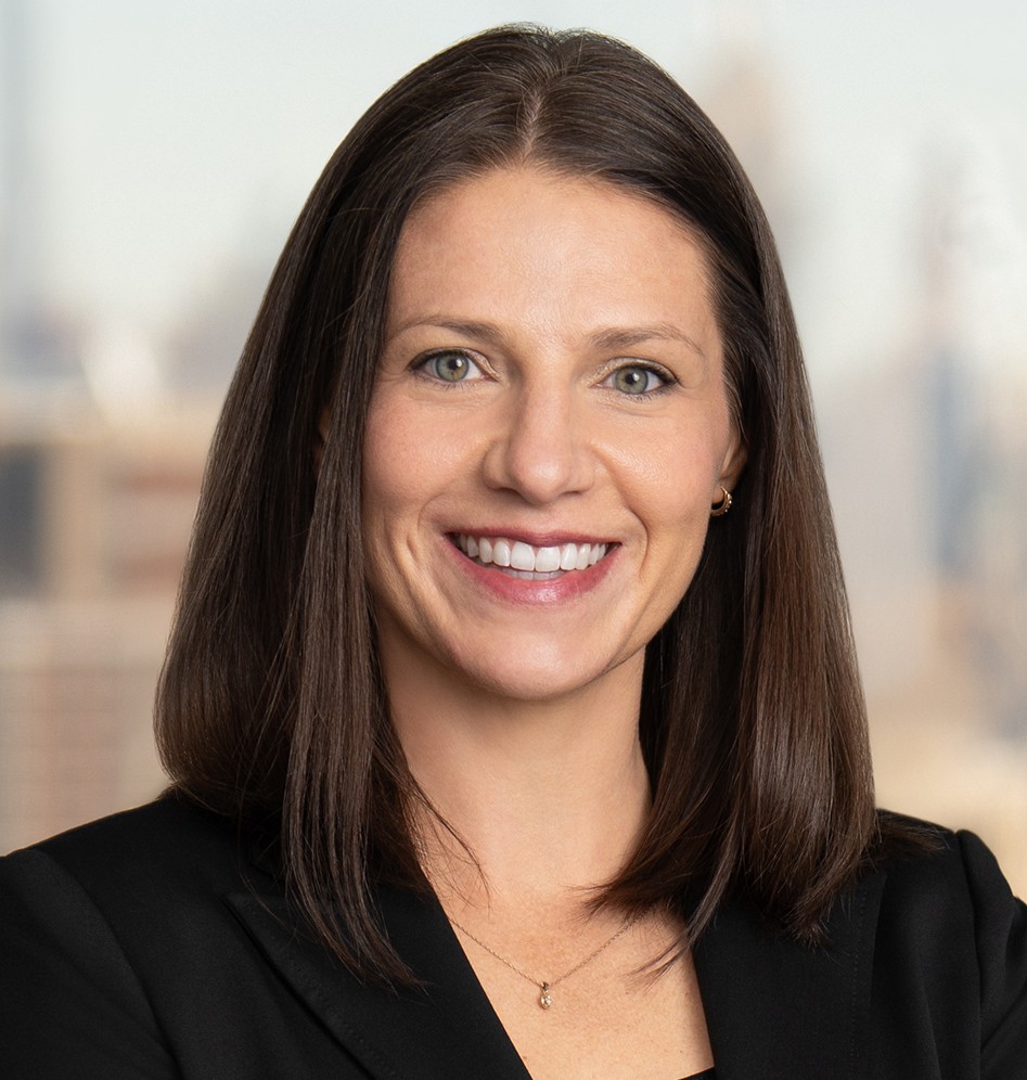 Jess Lothman Headshot